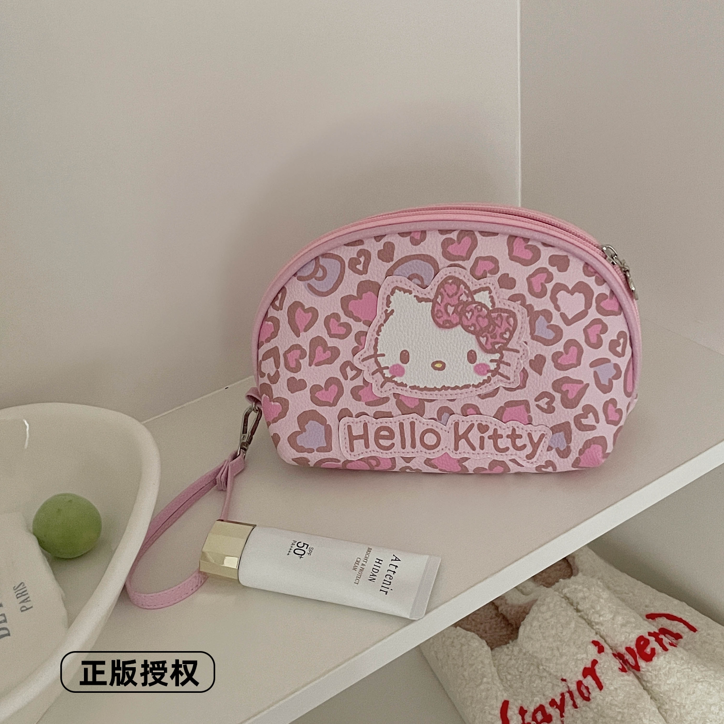 正版授权!凯蒂猫豹纹化妆包