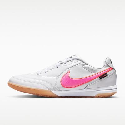 NikeTIEMPOSTREETGATO足球鞋