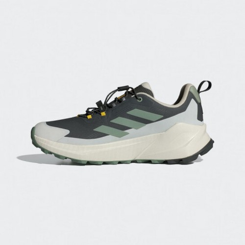 阿迪男运动户外休闲板鞋