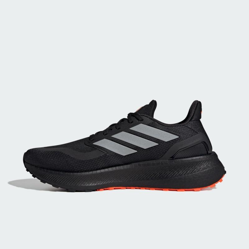 阿迪达斯女缓震运动跑步鞋