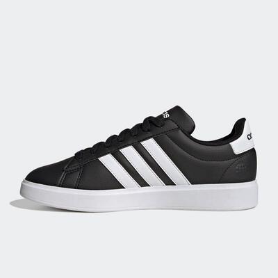 Adidas/阿迪达斯透气休闲板鞋