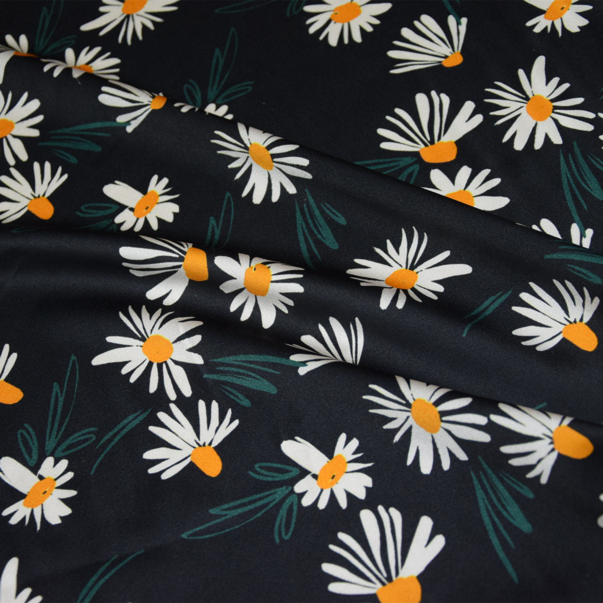 黑底小雏菊印花宽幅19姆米喷绘弹力缎连衣裙衬衫面料桑蚕丝绸布料