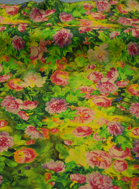 23姆米亮绿色小碎花印花真丝缎面香云纱旗袍连衣裙布料衬衫面料女