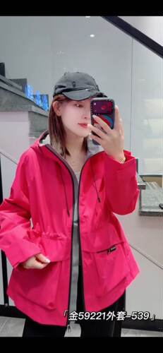 金影奇59221大码冲锋衣外套女胖mm工装服连帽200斤女装新款上衣秋