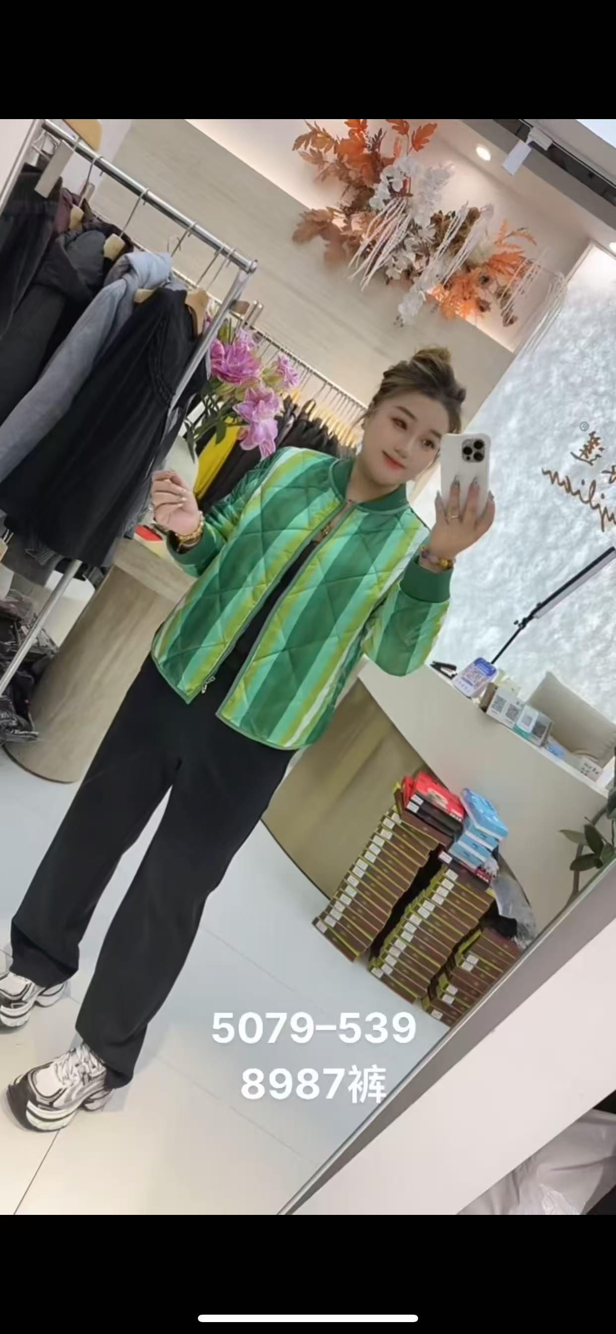 芮娜依莲5079大码棉服女胖MM面包服棉袄200斤女装新款棉衣外套冬