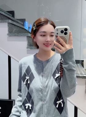 流依涵58965大码毛衣女胖MM圆领针织衫200斤女装新款开衫外套打底