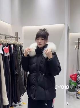 胖淼淼018大码羽绒服女胖mm狐狸毛领收腰200斤女装新款90白鸭绒冬