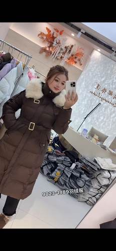 芮娜依莲9023大码羽绒服胖MM真毛领过膝长款200斤女装新款白鸭绒
