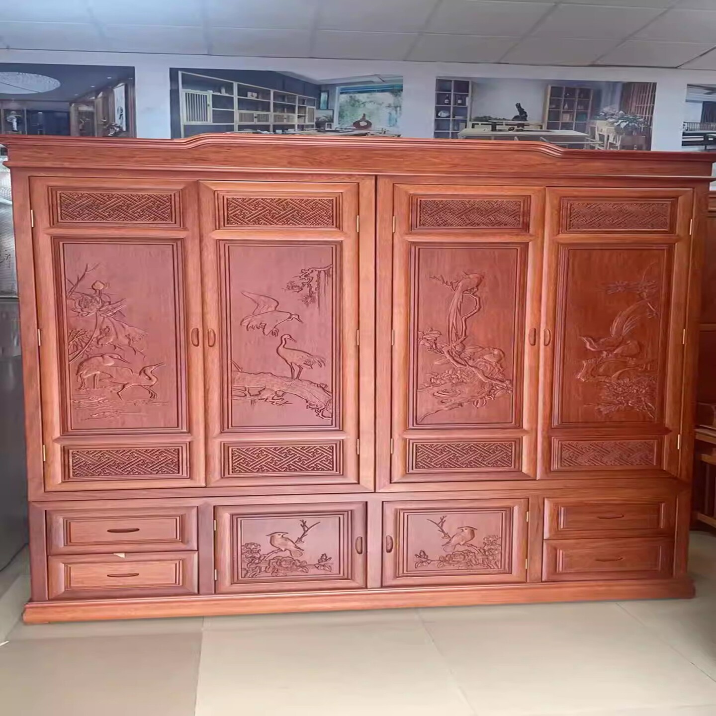 红木菠萝格木五门衣柜实木仿古典中式对开门雕花衣柜家用房间加顶
