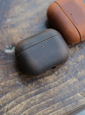 适用于新款苹果airpods pro3 第三代耳机保护套 多种配色皮套 AirPods pro 3 牛皮保护套