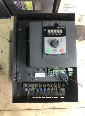 日业变频器CM53090KW原装拆机功能包好用实物