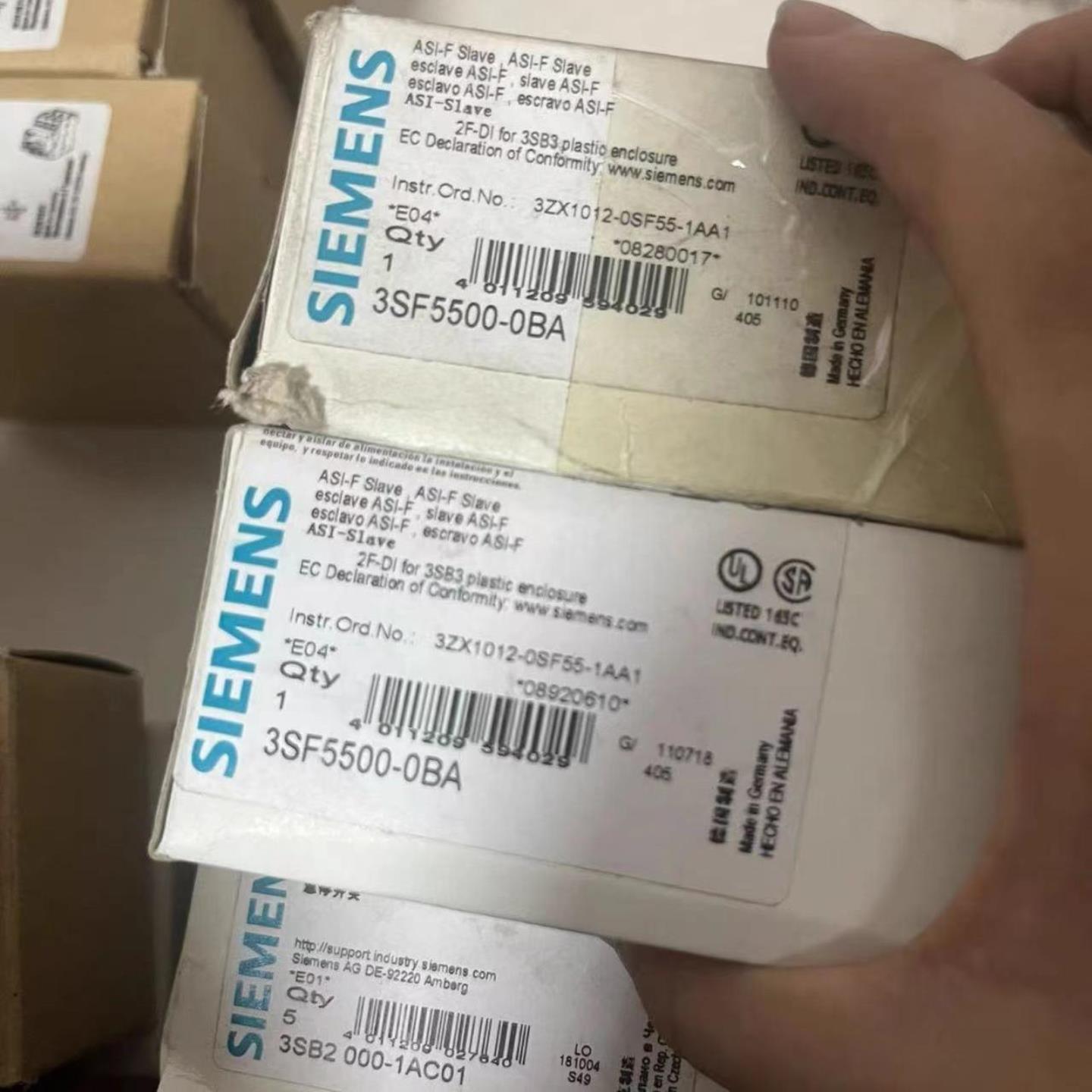 西门子3SF5500-0BA照片实物全新原装