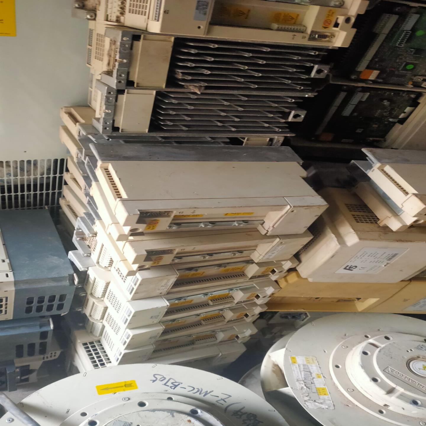 科比  12F5A1D-Y1BA   17F5A1G-Y0BA   14F5A1E-Y1BA  议价