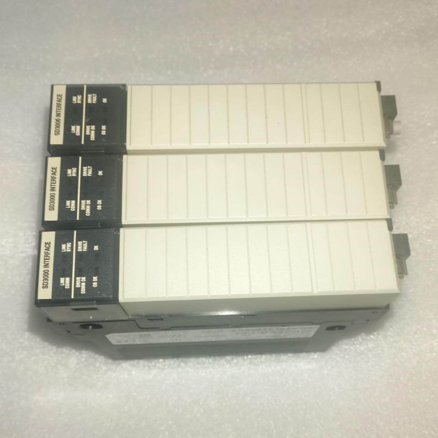 1756-DMD30A    1756-HSCA  1756-CNBD    1756-L63  议价