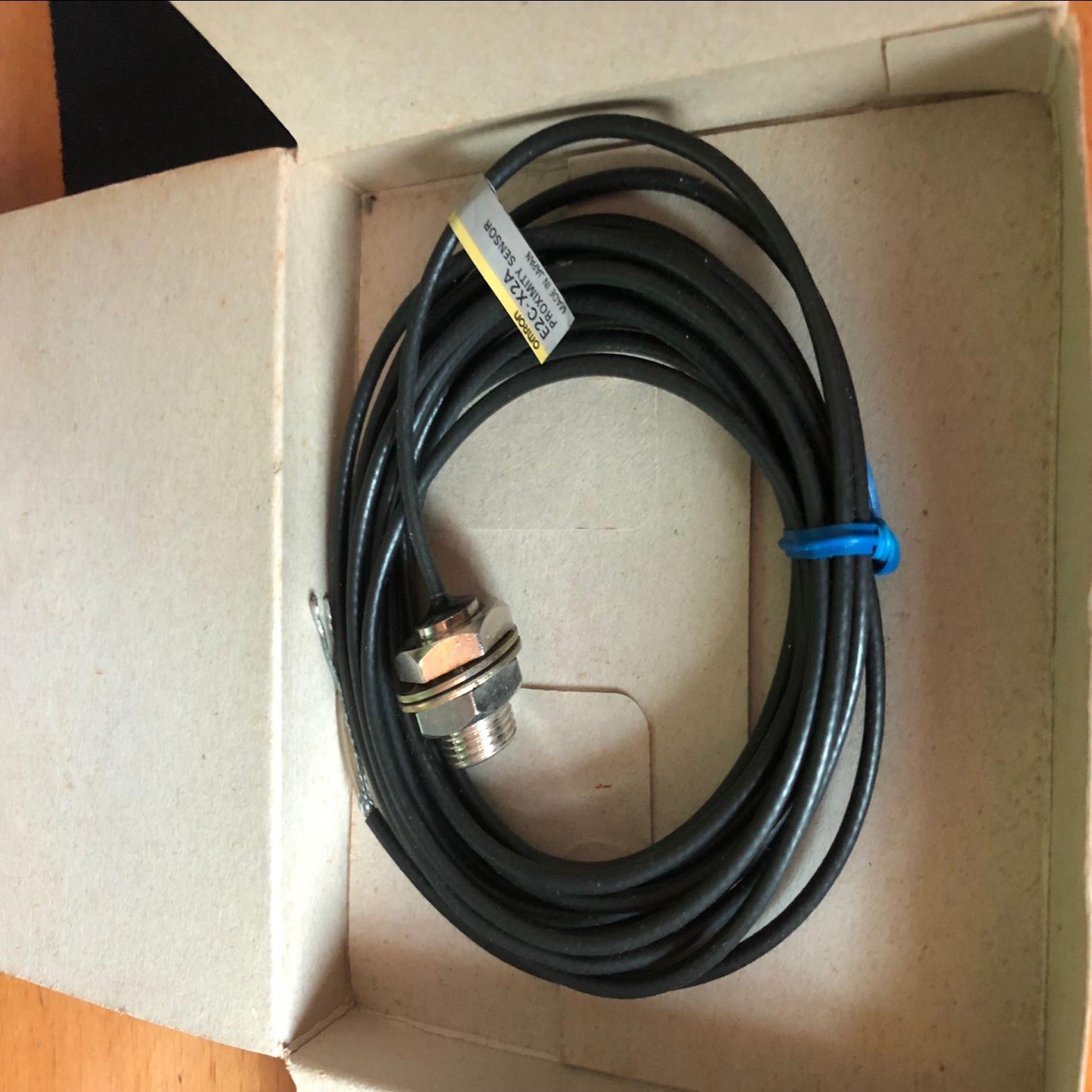 欧姆龙接近开关E2C-X2A  议价