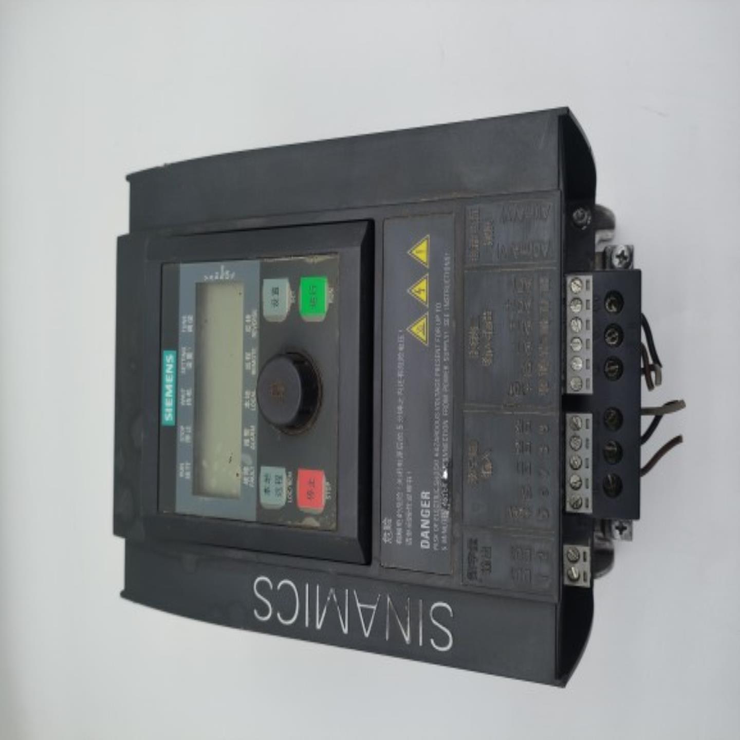 西门子V10变频器6SL3217-0CE21-5UA1 15KW 380V V120一手拆机