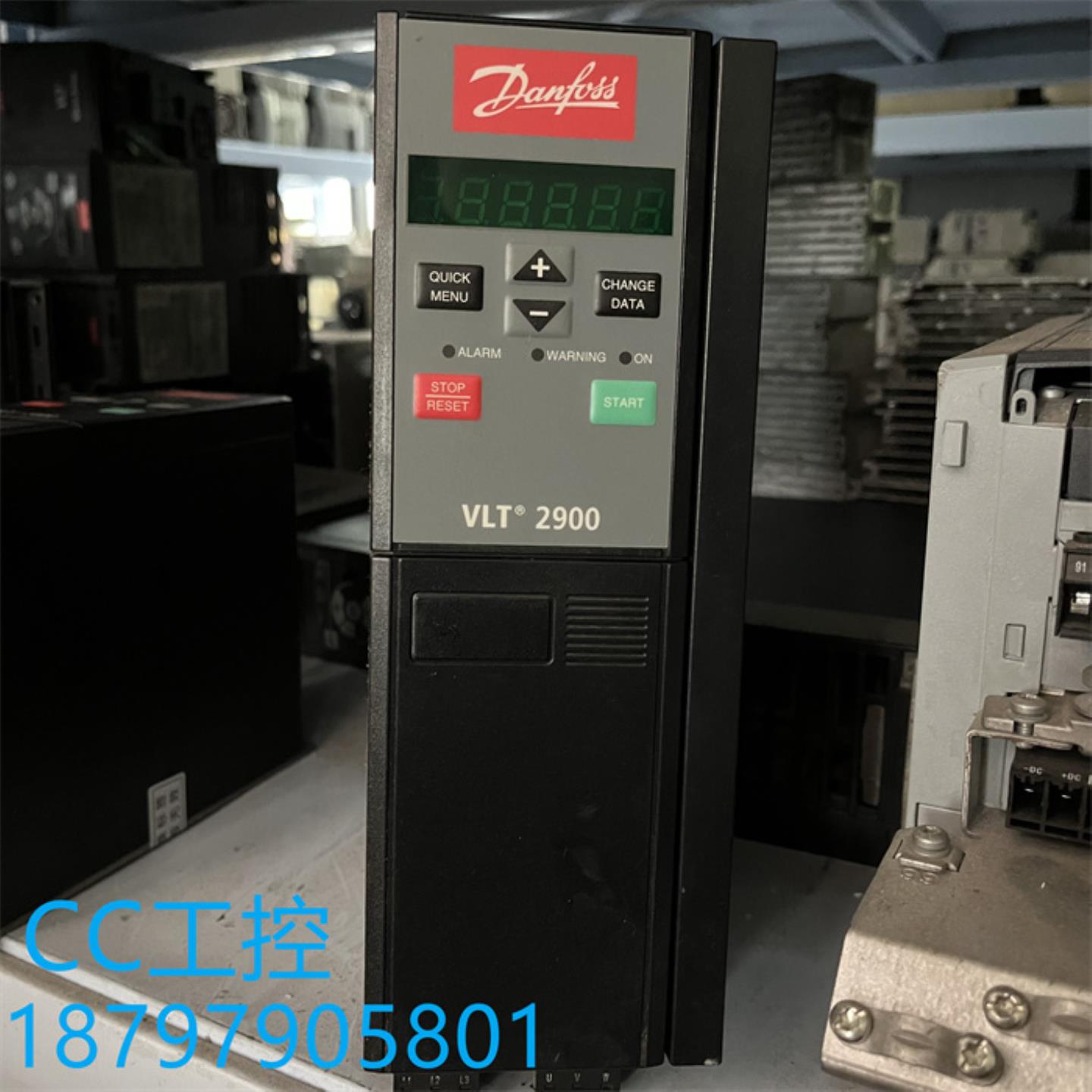 VLT2822PT4B20SBR0DBF00A00C1丹佛斯22KW PN178B8581包好成色好