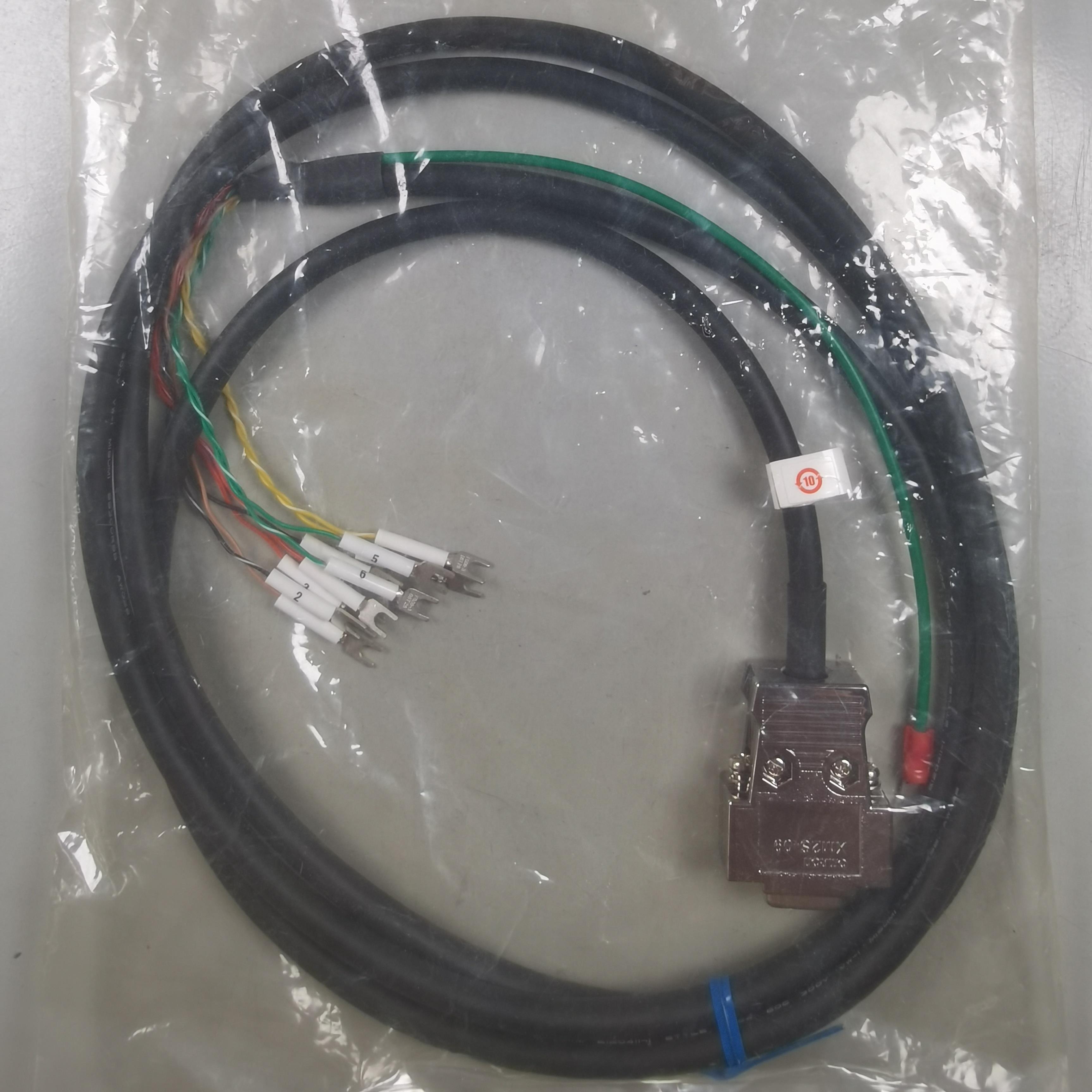 OMROn欧姆龙 XM2S-09 9芯连接线缆 原装全新 未使用 现货实价