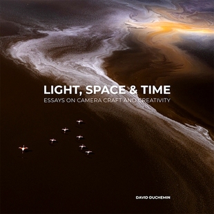 Creativity 空间和时间 and Camera Essays Space Time 光 预订 Craft Light