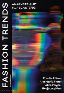 预订 Trends Fashion Forecasting Analysis and
