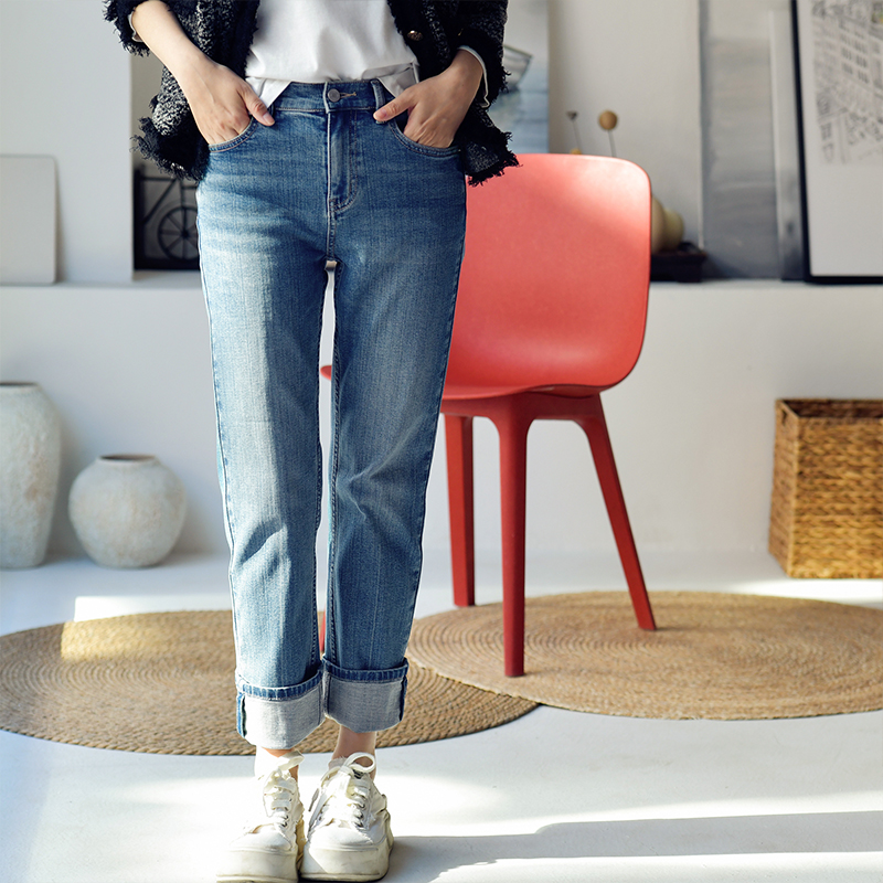 弹力显瘦百搭九分锥子牛仔裤女