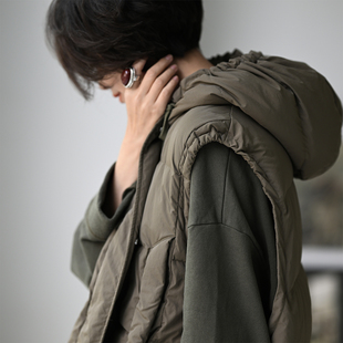 文艺休闲百搭宽松抽绳方格绗缝连帽夹棉马甲女25秋冬 V50110 包邮