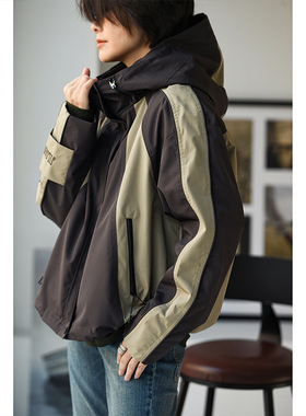 特●Y9539C 文艺休闲简约宽松美拉德色连帽拼色羽绒服女 米兰宣言