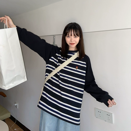 Футболка, лонгслив для отдыха, с медвежатами, с вышивкой, оверсайз