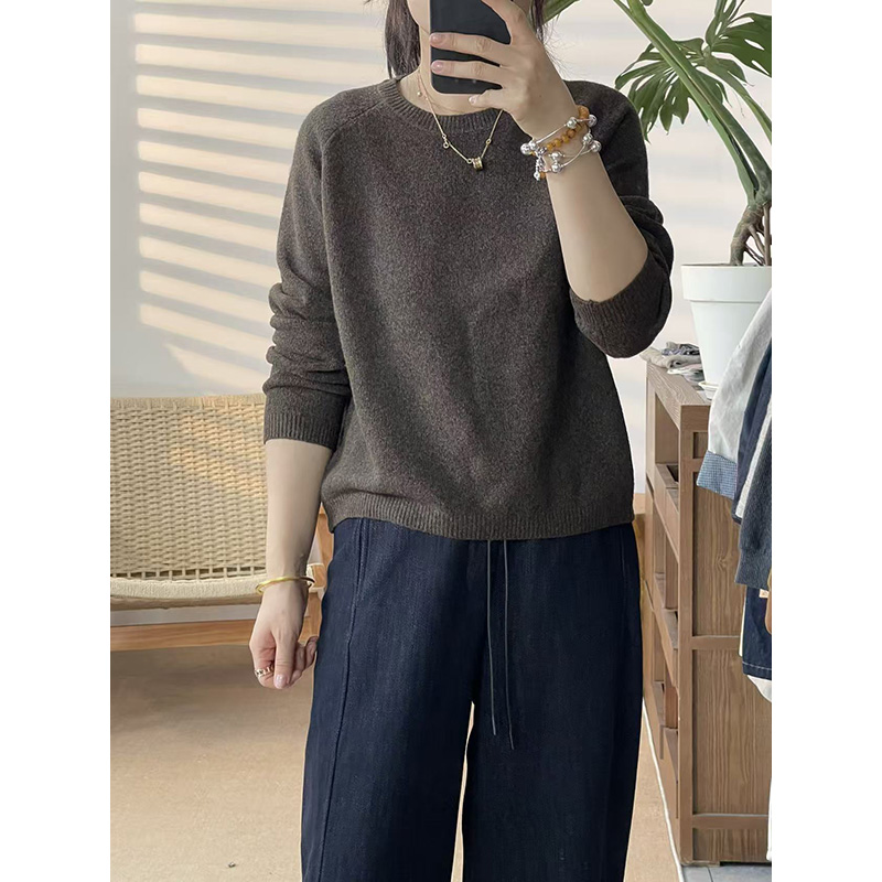 极简圆领亲肤羊绒+桑蚕丝长袖毛衣女宽松百搭显瘦打底衫上衣22365