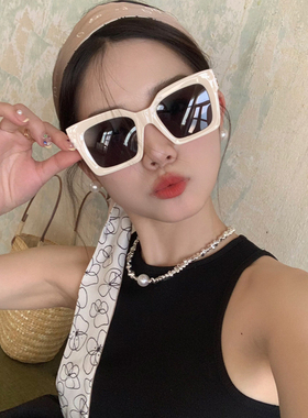 韩版凹造型粗框墨镜女夏季白色