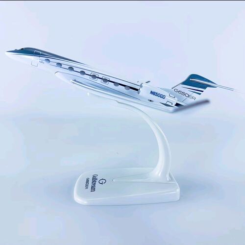 1:200实心合金16cm飞机模型航模湾流宇航公司G650ER公务机原型机