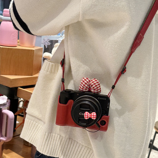 适用佳能R50保护套R10相机包R62皮套R8红色R100 RP底座R52配件50V