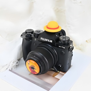 路飞草帽相机镜头盖热靴R50小痰盂49MM适用佳能R10富士XT5索尼A7C