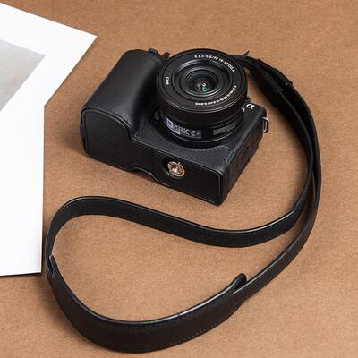 索尼a7m4相机包zve10二代皮套a6700底座皮壳真皮适用a7c2保护套