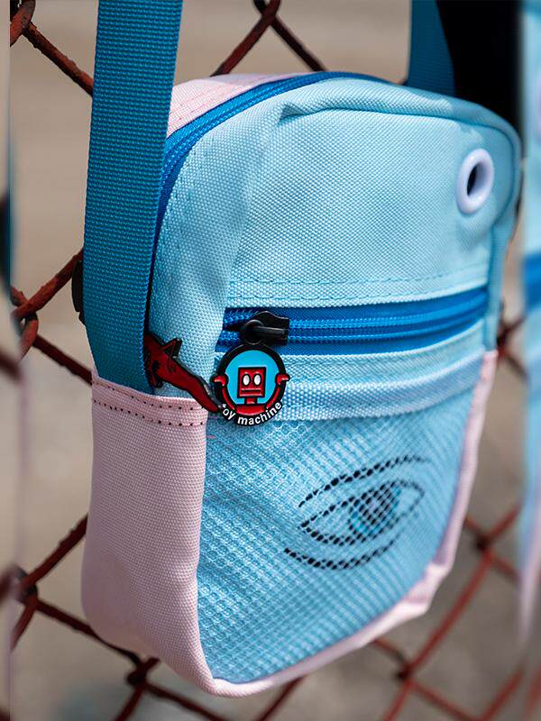 장난감 기계 양면 대각선 크로스 백 수직 스타일 INS 트렌드 가방 BUNDI 작은 가방 스케이트 보드 패션 브랜드 다목적 교수형 가방