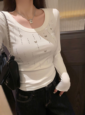 庄大泥 蝴蝶设计感烫钻白色打底衫