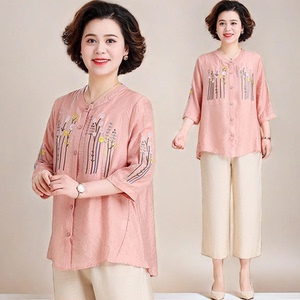 中老年妈妈夏装七分袖衬衫棉麻运动服女阔太太洋气质上衣两件套装