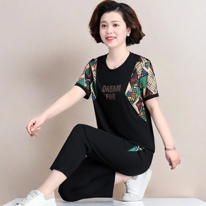 中老年妈妈夏季短袖t恤运动服休闲套装女中年时尚上衣服两件套薄