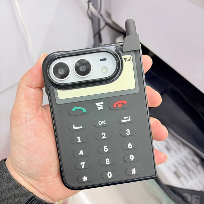 适用iphoneDuo苹果Duo折叠手机壳MagSafe磁吸保护套折叠屏硬壳硅胶大哥大电话游戏机史努比立体保护套