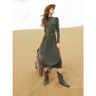 设计感女M 假两件连衣裙半高领收腰A字裙中长修身 三彩2024冬季 新款