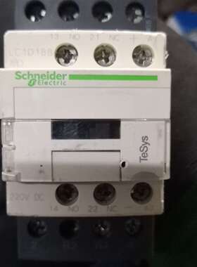 {议价}施耐德 四极接触器 LC1D188MD