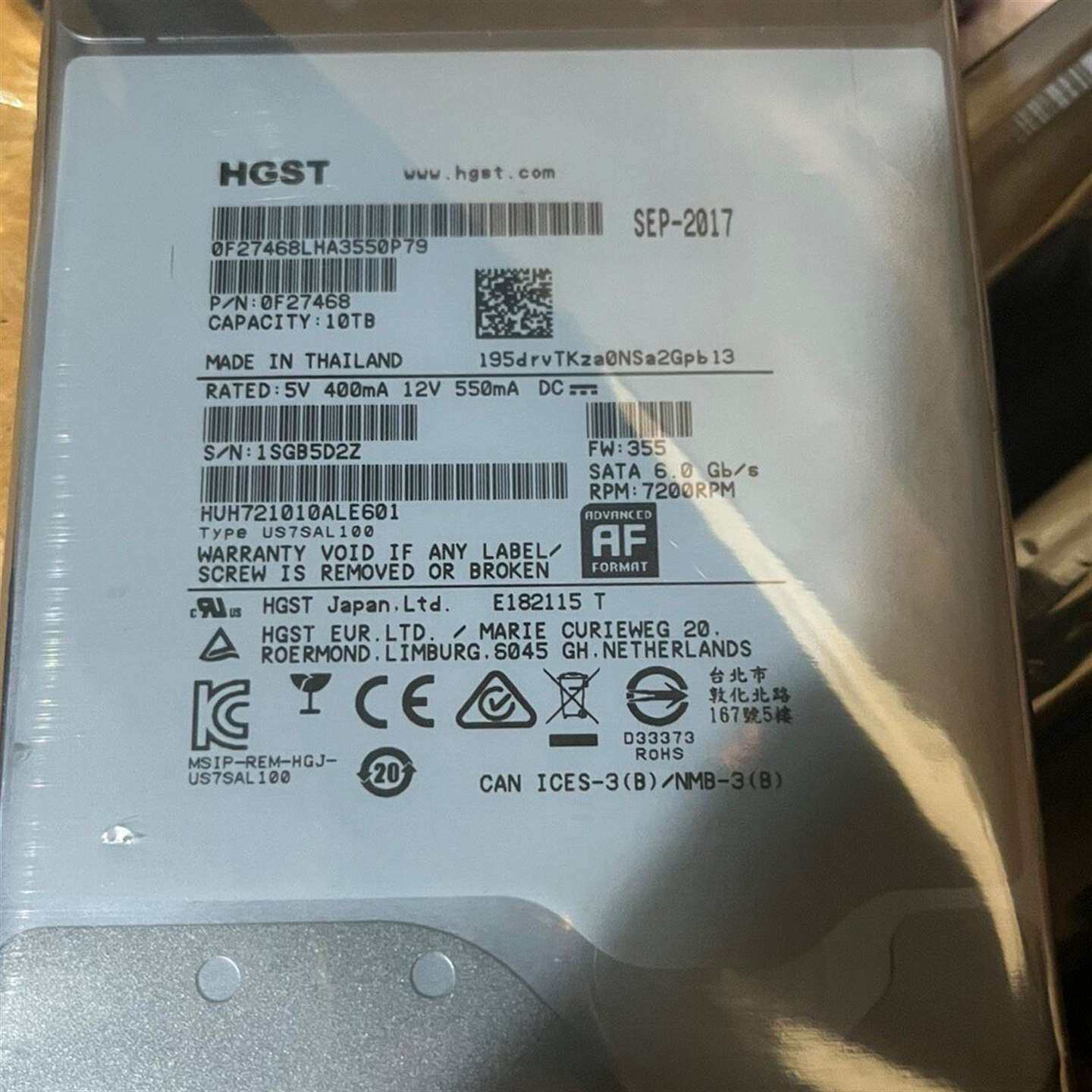 {议价}日立10T硬盘,型号:HUH721010ALE601