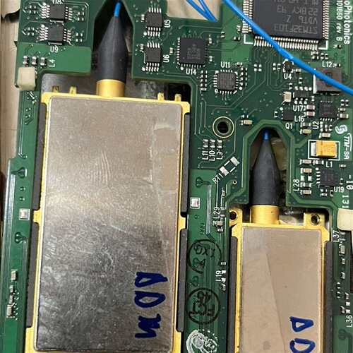 {议价}100G光纤相干激光器1550nm板卡一张带二个