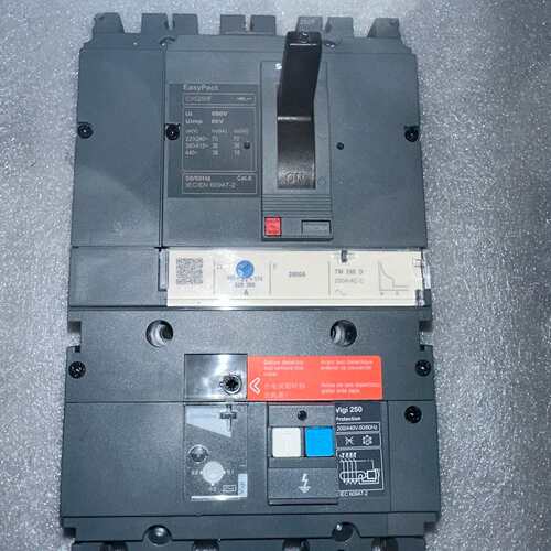 {议价}施耐德cvs250f 4p漏电拆机成色不错一个！
