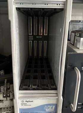 {议价}安捷伦E8408A VXI，单机箱，侧面略有变形