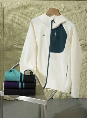 春秋新款轻量化透气方格薄绒加绒冲锋衣男女运动外套3276-258012