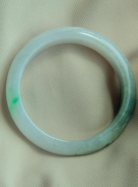 {重觅幽香入梅窗}55天然阳绿翡翠手镯雕花大师级工艺飘黄翡超值价