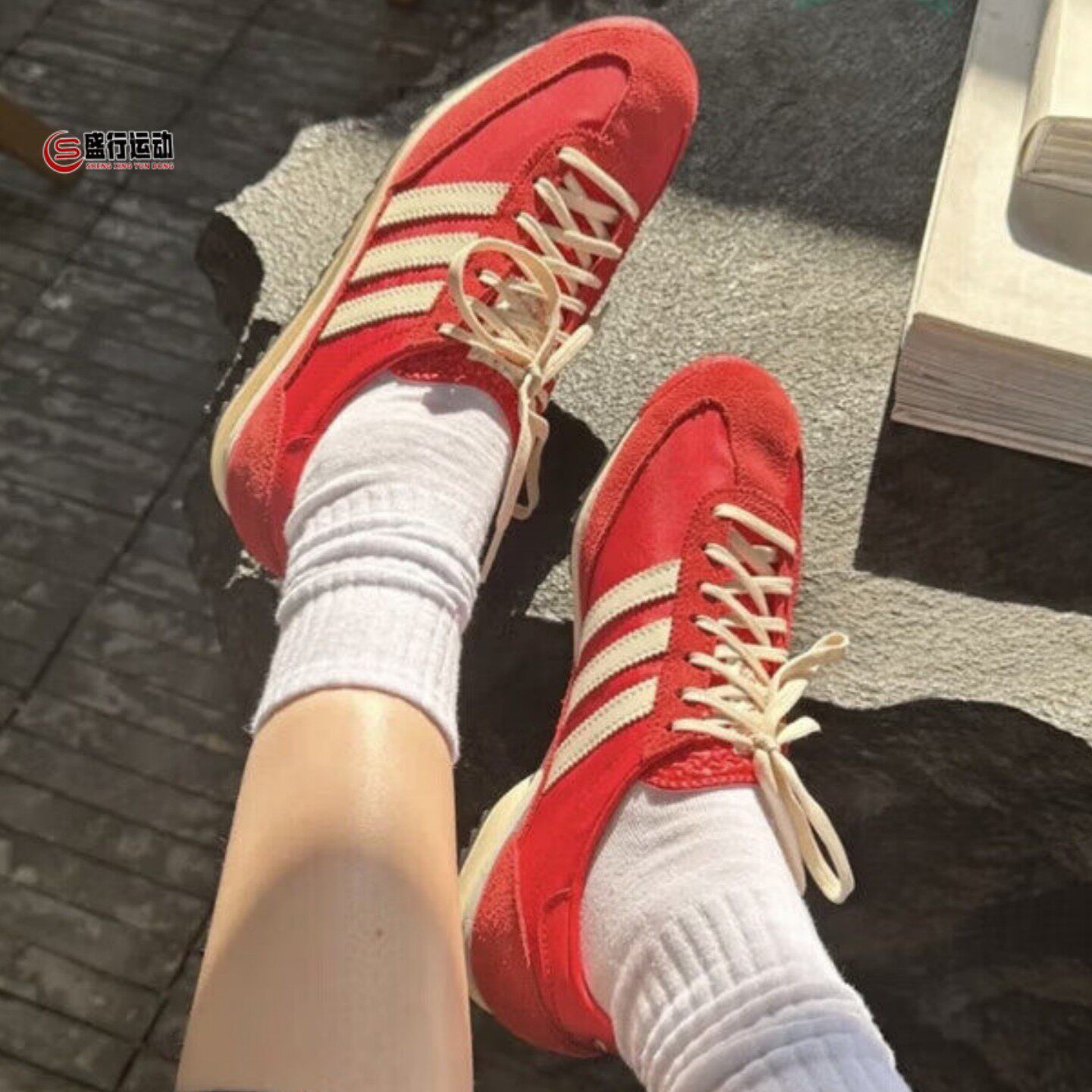 阿迪达斯三叶草德训板鞋IE3475图片