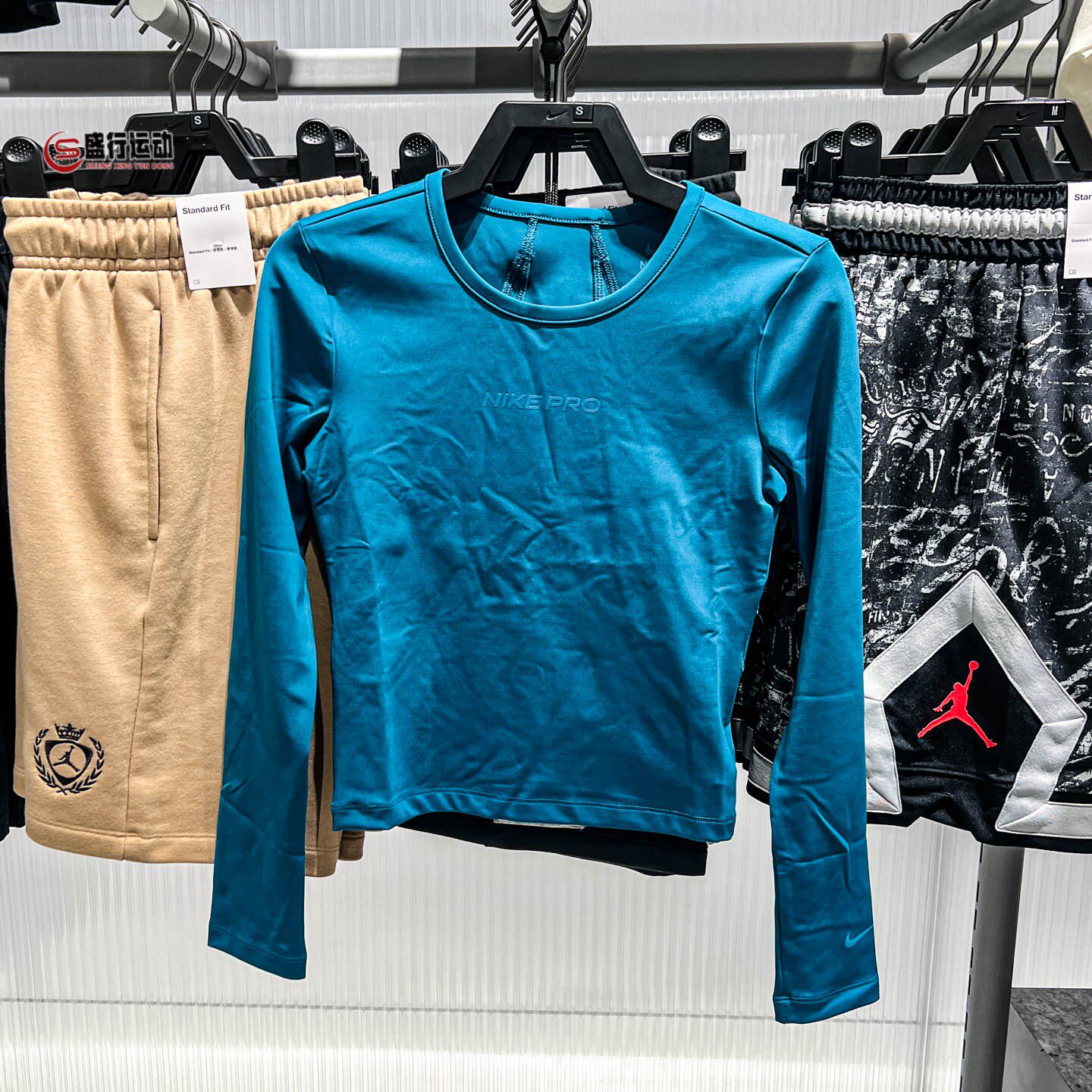 Nike耐克2026年冬季款Pro Sculpt女子长袖紧身训练上衣IM9971-372