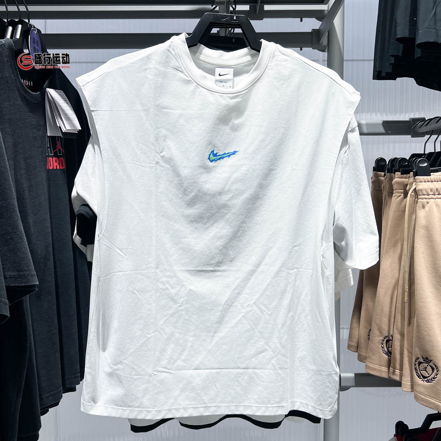 Nike耐克男装2026秋新款透气速干运动休闲篮球无袖上衣IW1202-100